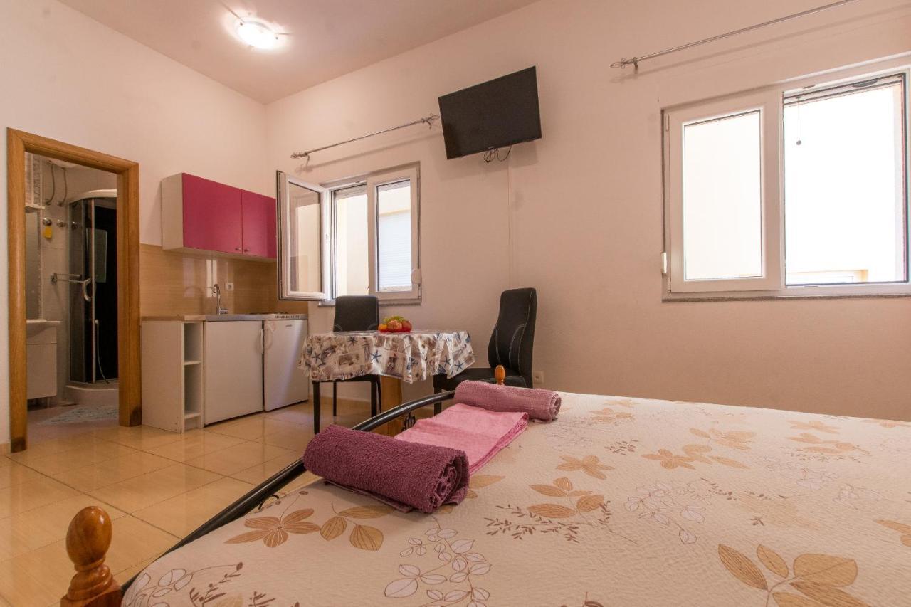 Studio Apartments Zloic In Krvavica Exteriér fotografie