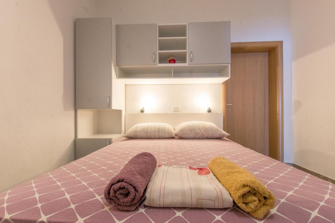 Studio Apartments Zloic In Krvavica Exteriér fotografie