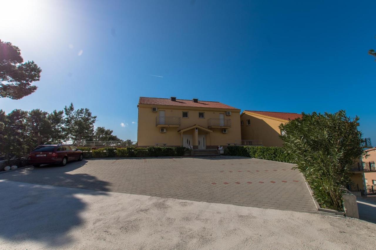 Studio Apartments Zloic In Krvavica Exteriér fotografie